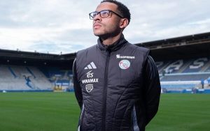 تشيلسي يقترب من تعيين وليام روزنيور مدرباً جديداً للفريق